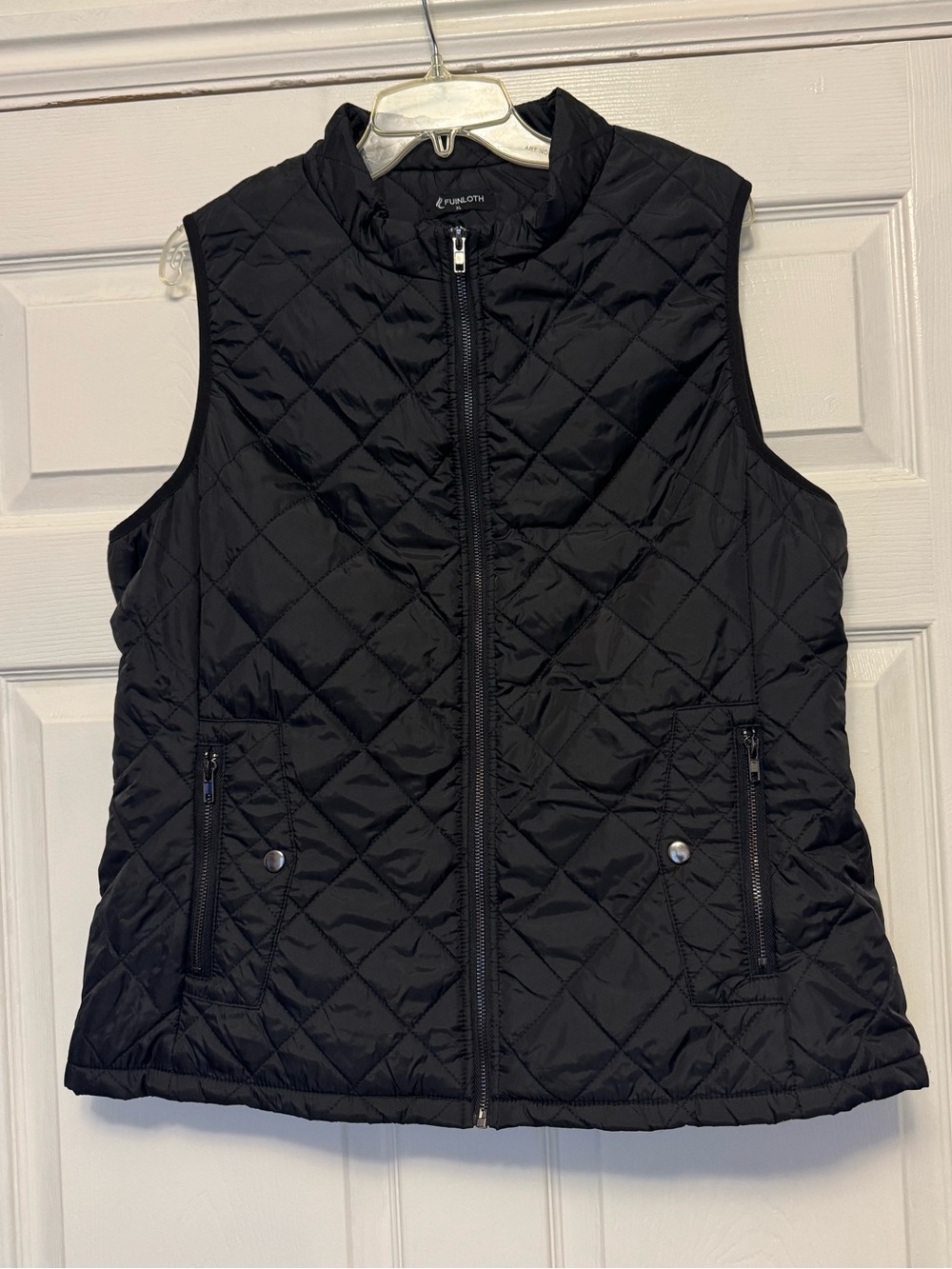 Black Quilted Women's Zip Vest